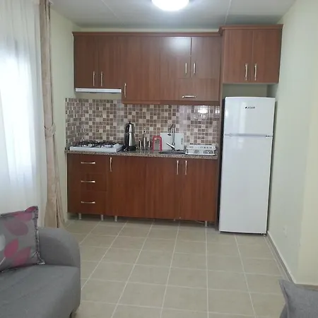 Apartment Pamilyon Apart *